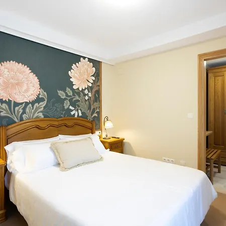 Kaminoko Hotel *